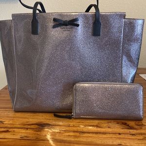 Kate Spade Tote w/ matching wallet